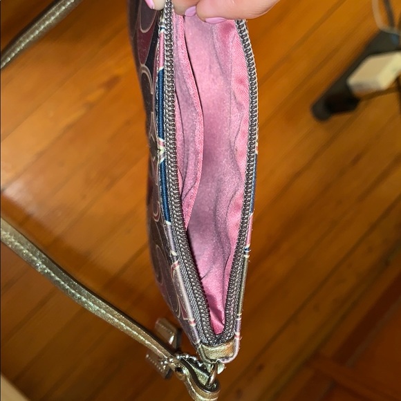 Coach Wristlet - Picture 4 of 4